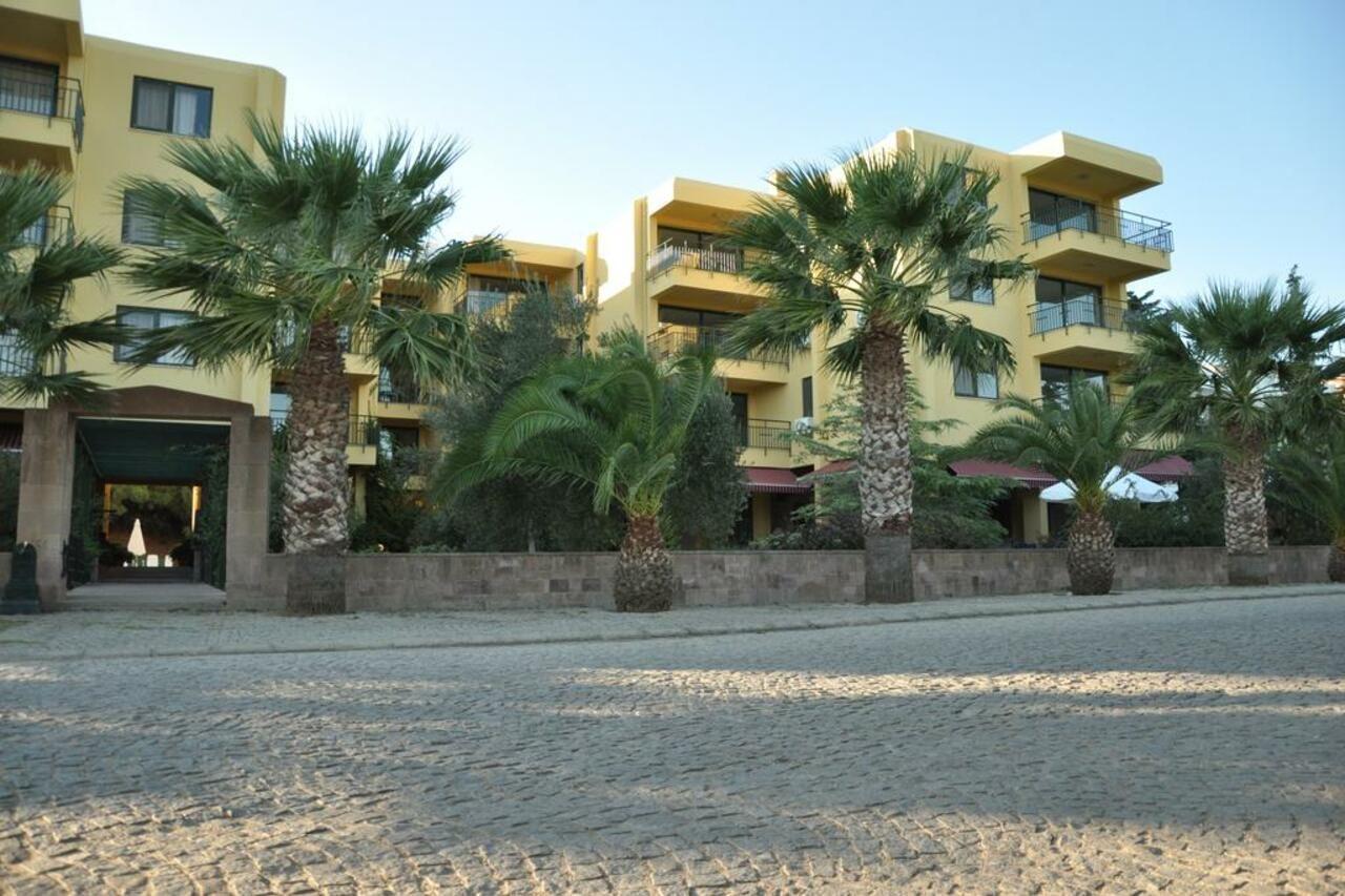 Palm Court Suites Ayvalı Eksteriør billede