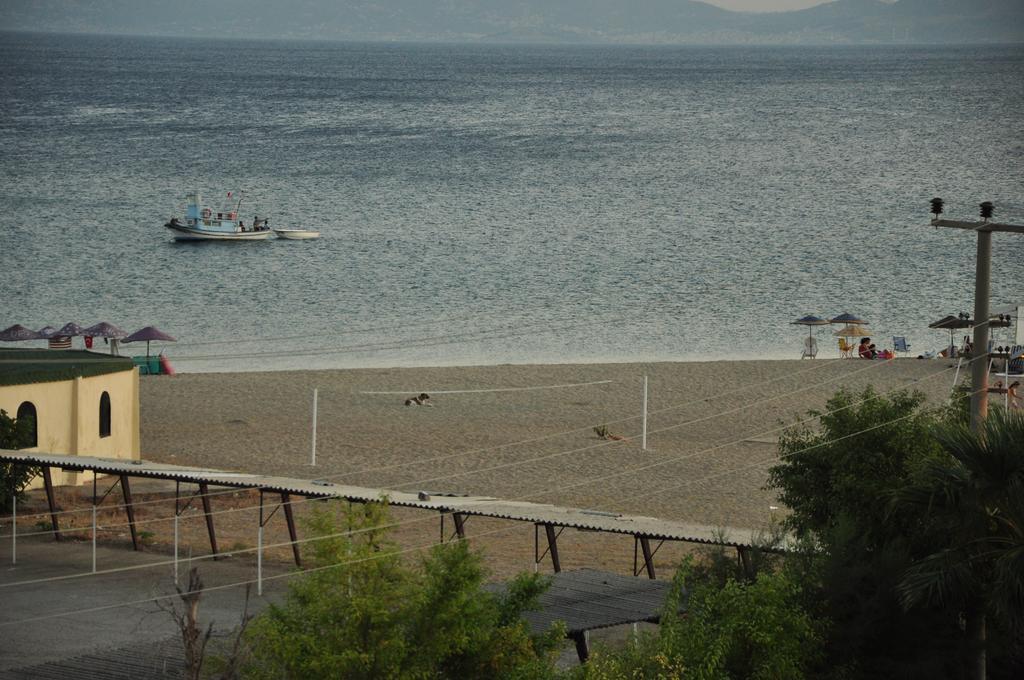 Palm Court Suites Ayvalı Eksteriør billede